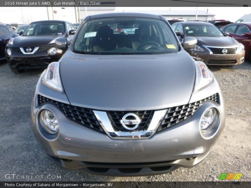  2016 Juke S AWD Gun Metallic
