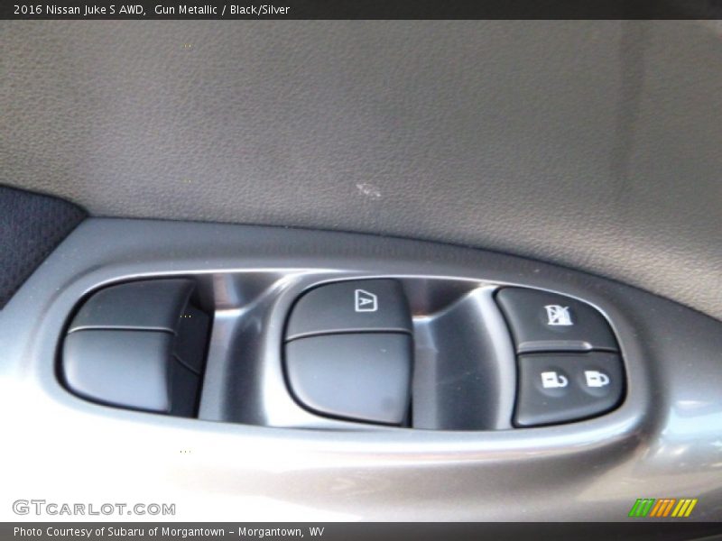 Controls of 2016 Juke S AWD