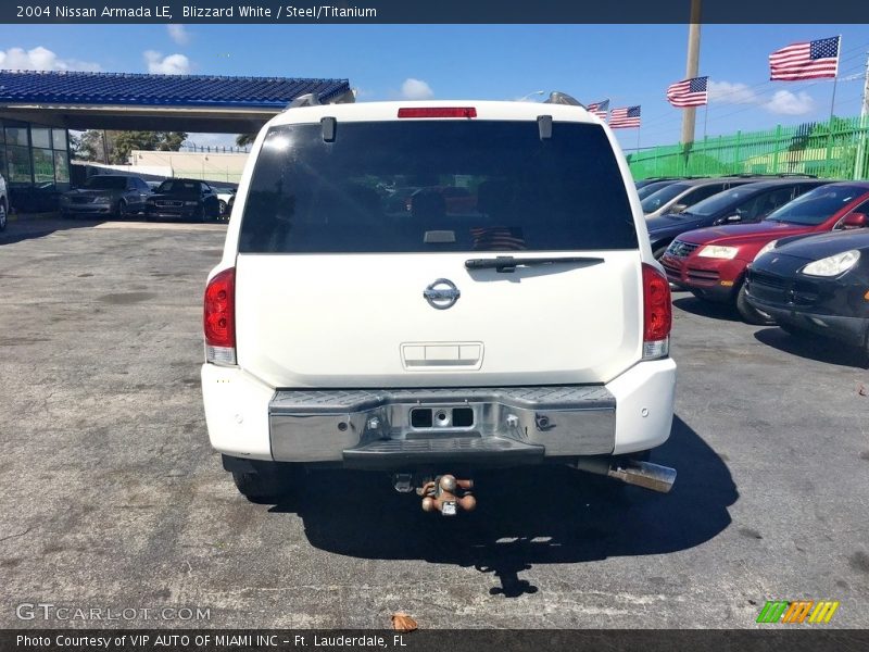 Blizzard White / Steel/Titanium 2004 Nissan Armada LE