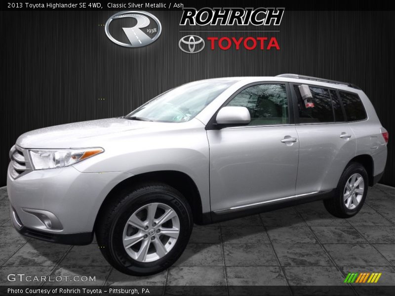 Classic Silver Metallic / Ash 2013 Toyota Highlander SE 4WD