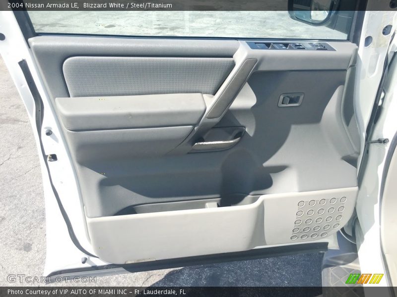 Blizzard White / Steel/Titanium 2004 Nissan Armada LE
