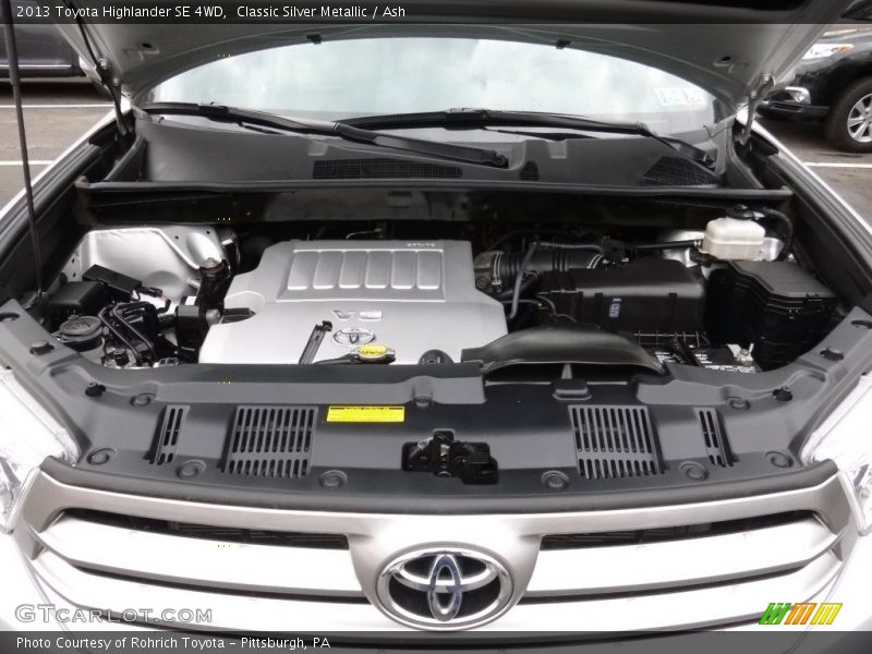 Classic Silver Metallic / Ash 2013 Toyota Highlander SE 4WD