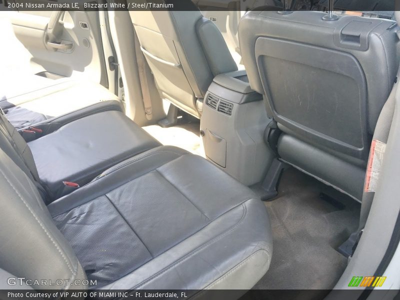 Blizzard White / Steel/Titanium 2004 Nissan Armada LE