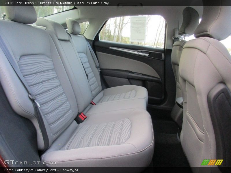 Bronze Fire Metallic / Medium Earth Gray 2016 Ford Fusion S