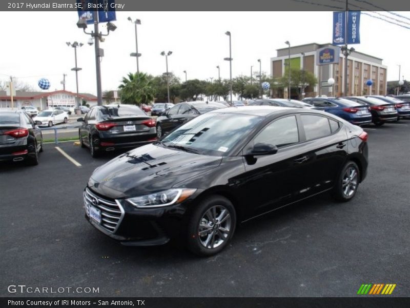 Black / Gray 2017 Hyundai Elantra SE