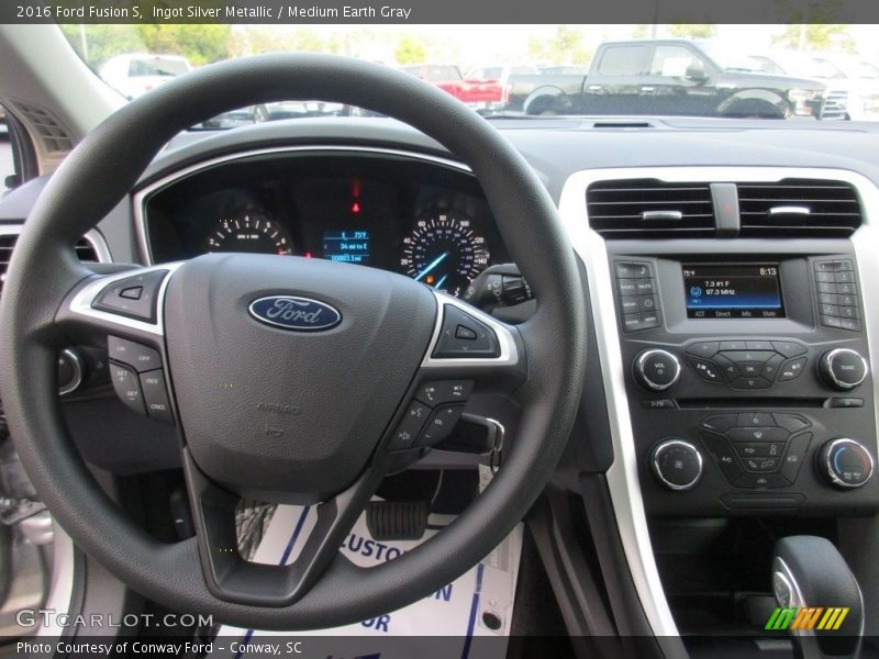 Ingot Silver Metallic / Medium Earth Gray 2016 Ford Fusion S