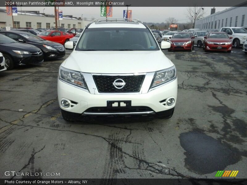 Moonlight White / Charcoal 2014 Nissan Pathfinder Platinum AWD
