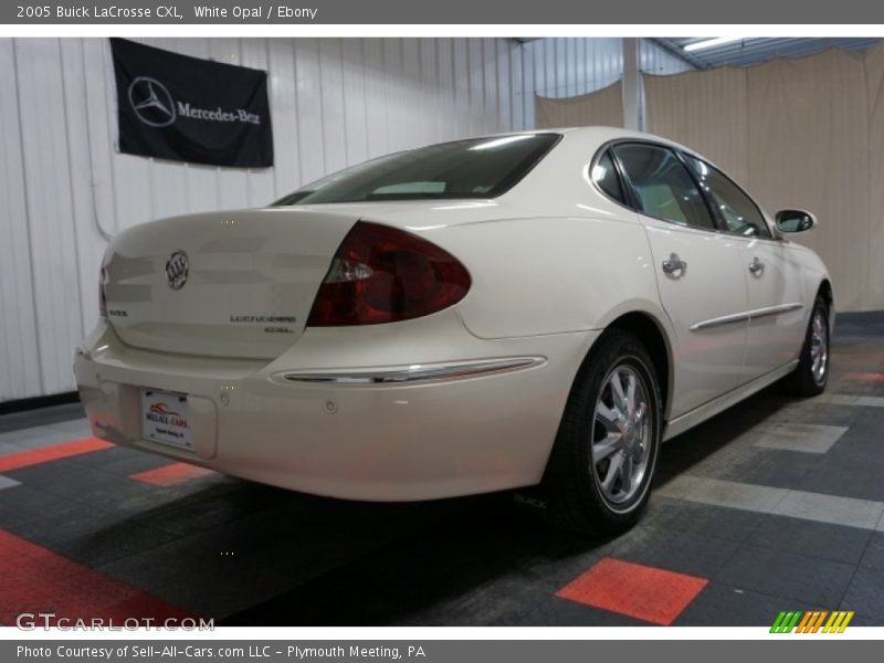 White Opal / Ebony 2005 Buick LaCrosse CXL