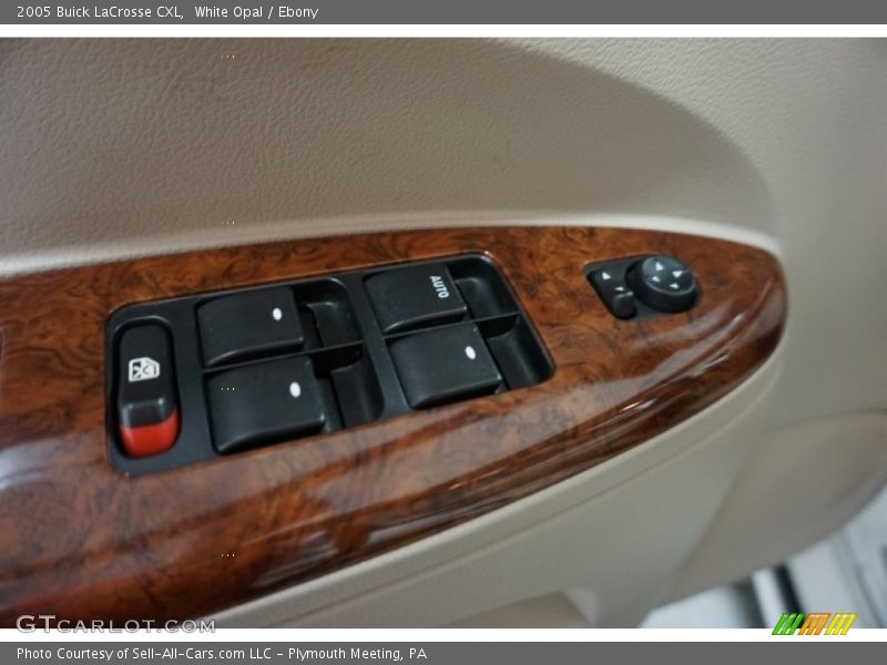 White Opal / Ebony 2005 Buick LaCrosse CXL