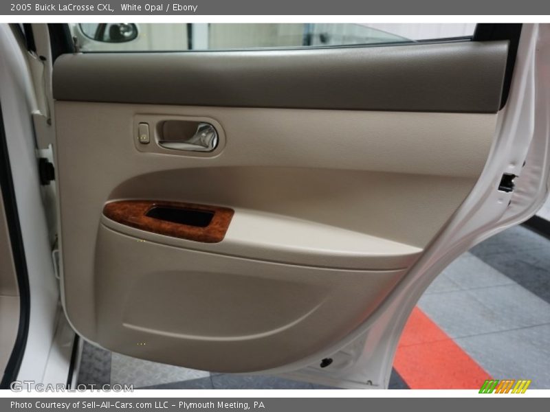 White Opal / Ebony 2005 Buick LaCrosse CXL