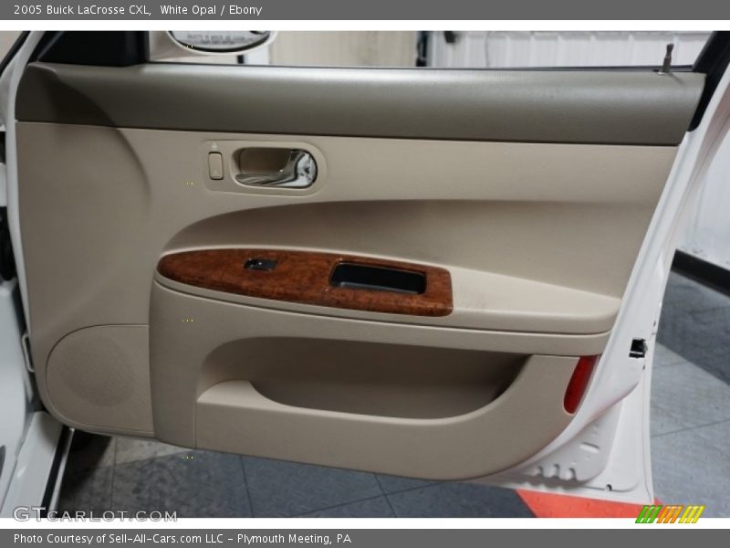 White Opal / Ebony 2005 Buick LaCrosse CXL