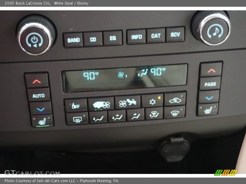 White Opal / Ebony 2005 Buick LaCrosse CXL