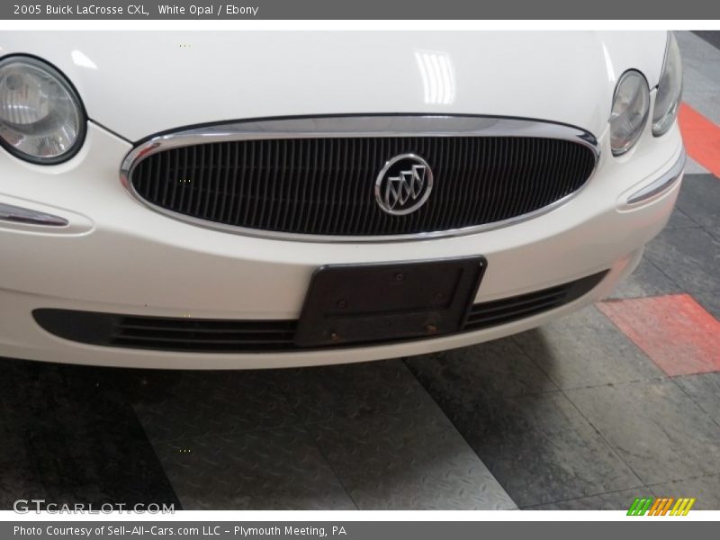 White Opal / Ebony 2005 Buick LaCrosse CXL