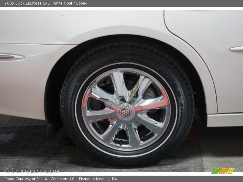 White Opal / Ebony 2005 Buick LaCrosse CXL