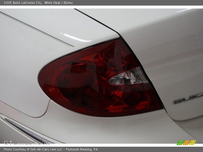 White Opal / Ebony 2005 Buick LaCrosse CXL