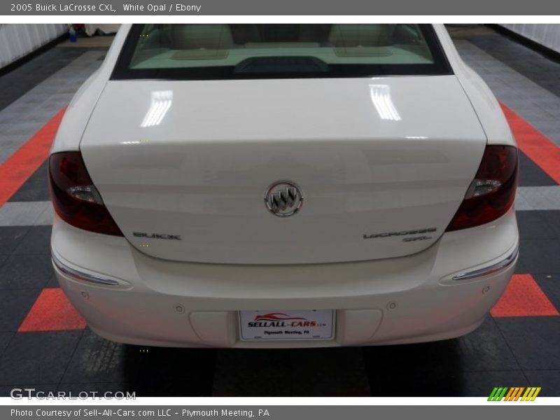 White Opal / Ebony 2005 Buick LaCrosse CXL