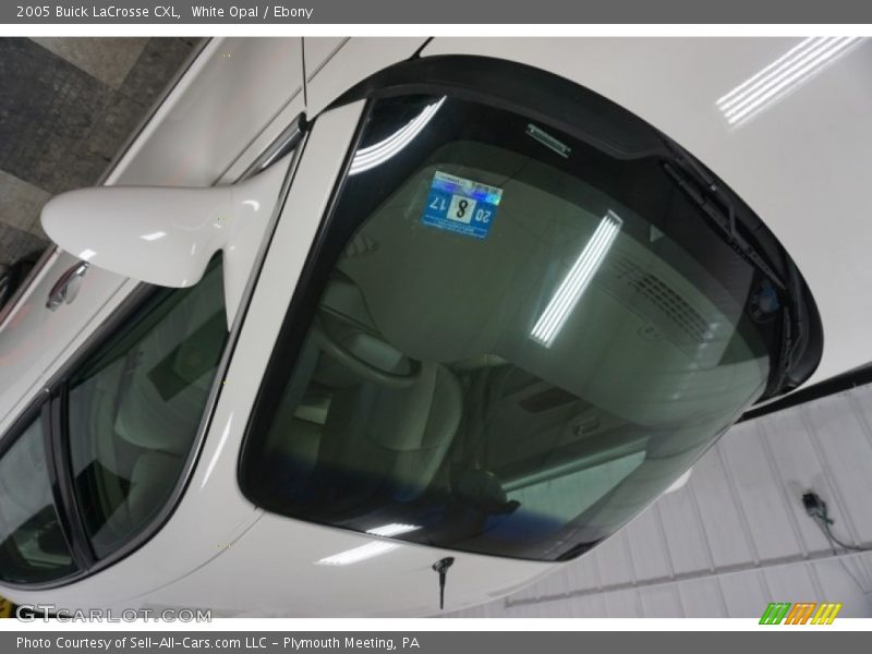 White Opal / Ebony 2005 Buick LaCrosse CXL