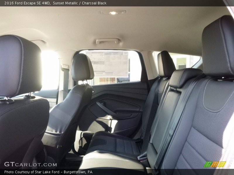 Sunset Metallic / Charcoal Black 2016 Ford Escape SE 4WD