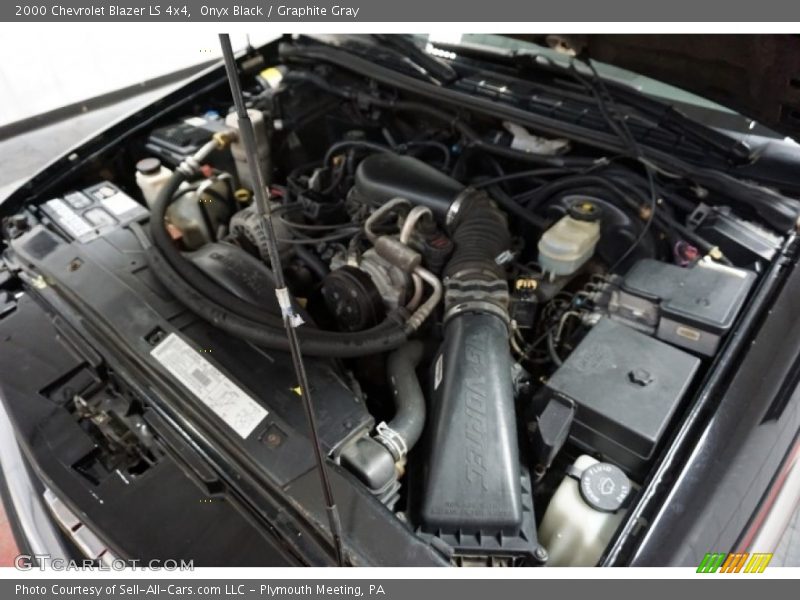 Onyx Black / Graphite Gray 2000 Chevrolet Blazer LS 4x4