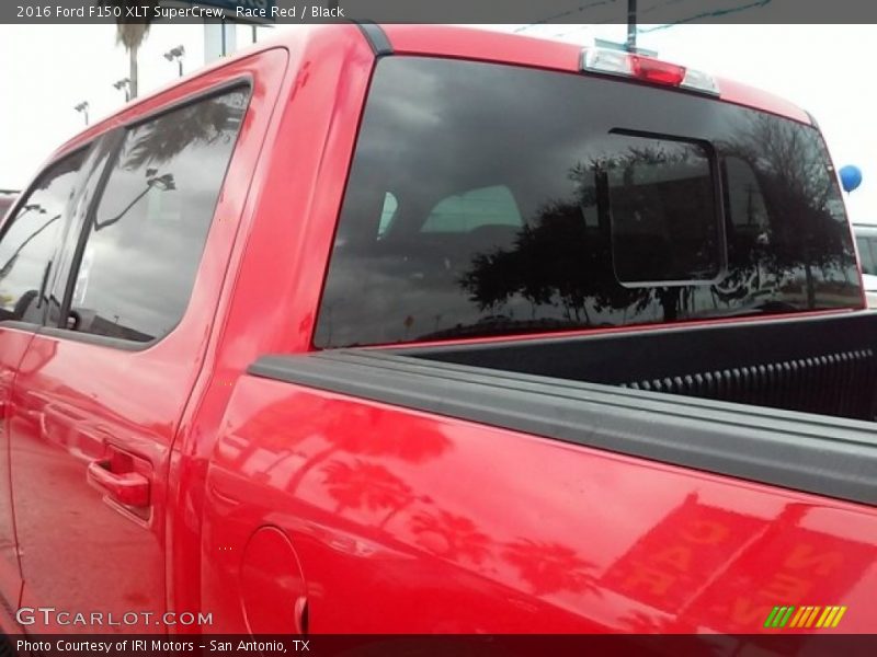 Race Red / Black 2016 Ford F150 XLT SuperCrew