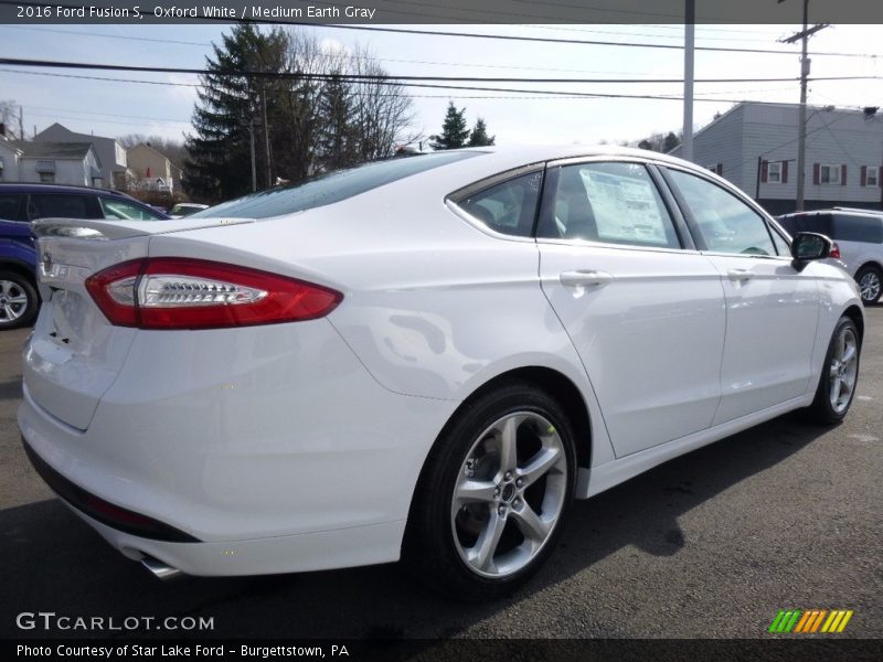 Oxford White / Medium Earth Gray 2016 Ford Fusion S