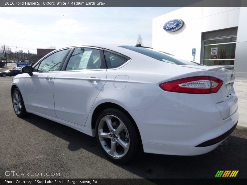 Oxford White / Medium Earth Gray 2016 Ford Fusion S