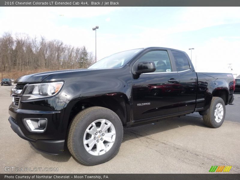 Front 3/4 View of 2016 Colorado LT Extended Cab 4x4