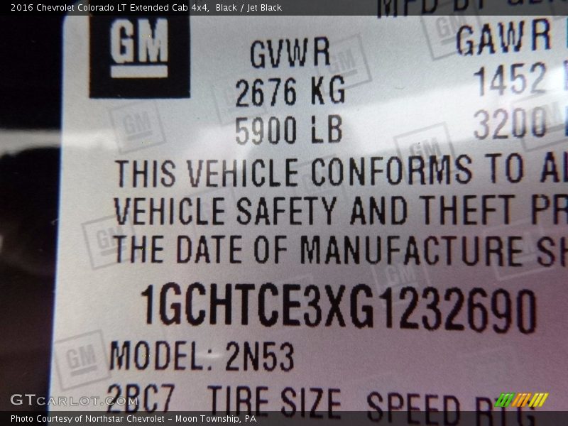 Black / Jet Black 2016 Chevrolet Colorado LT Extended Cab 4x4