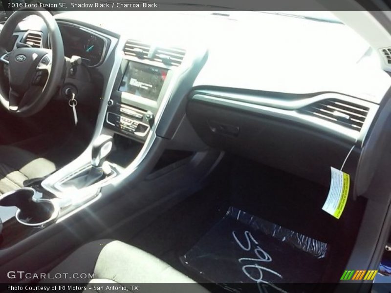 Shadow Black / Charcoal Black 2016 Ford Fusion SE