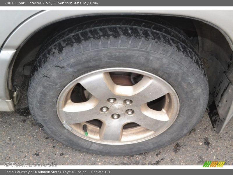 Silverthorn Metallic / Gray 2001 Subaru Forester 2.5 S