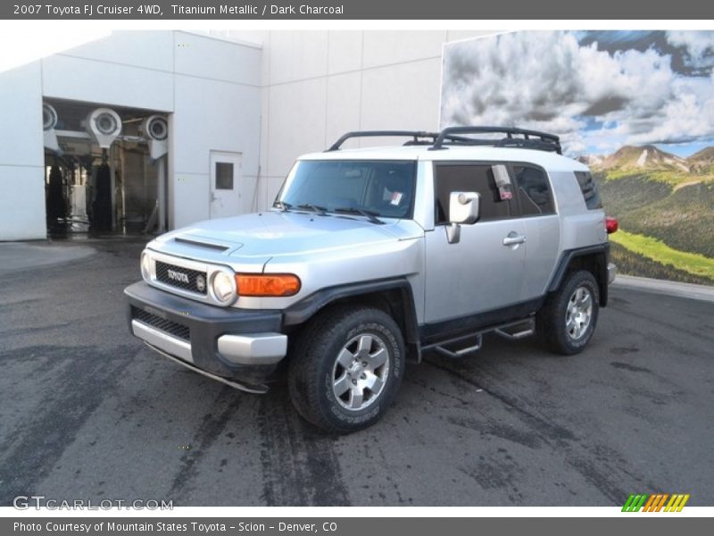 Titanium Metallic / Dark Charcoal 2007 Toyota FJ Cruiser 4WD