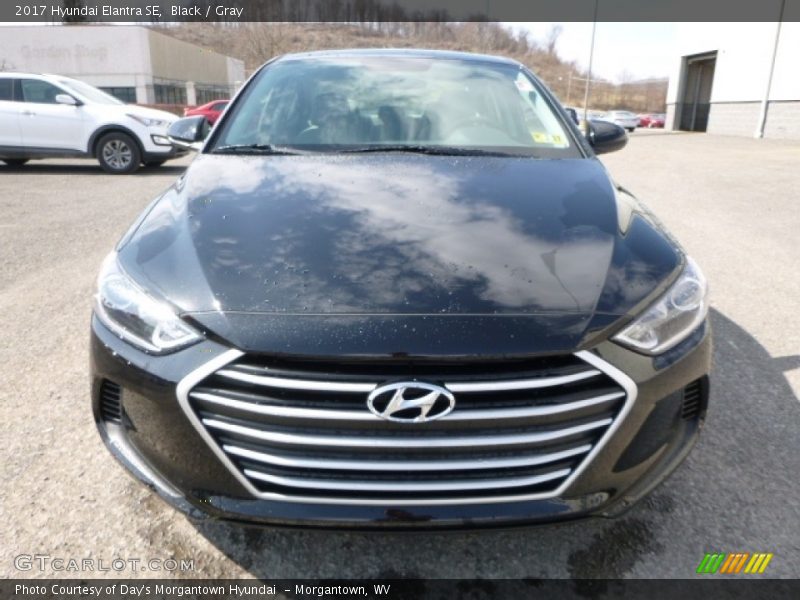 Black / Gray 2017 Hyundai Elantra SE