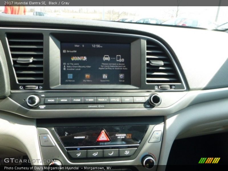 Black / Gray 2017 Hyundai Elantra SE