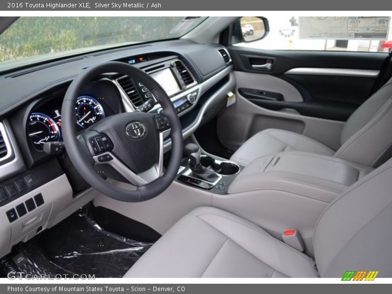 Silver Sky Metallic / Ash 2016 Toyota Highlander XLE