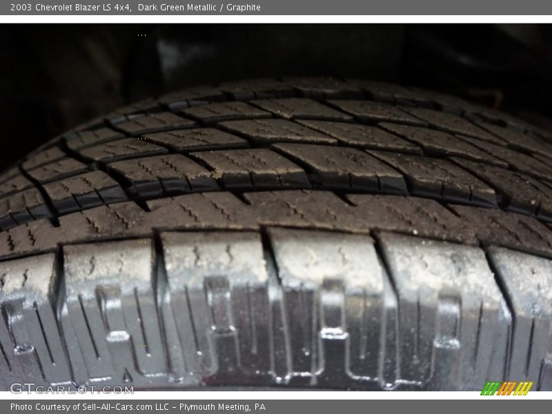 Dark Green Metallic / Graphite 2003 Chevrolet Blazer LS 4x4