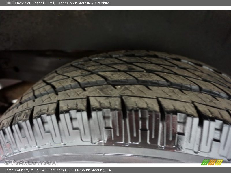 Dark Green Metallic / Graphite 2003 Chevrolet Blazer LS 4x4