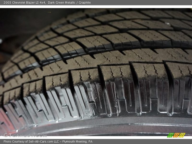 Dark Green Metallic / Graphite 2003 Chevrolet Blazer LS 4x4