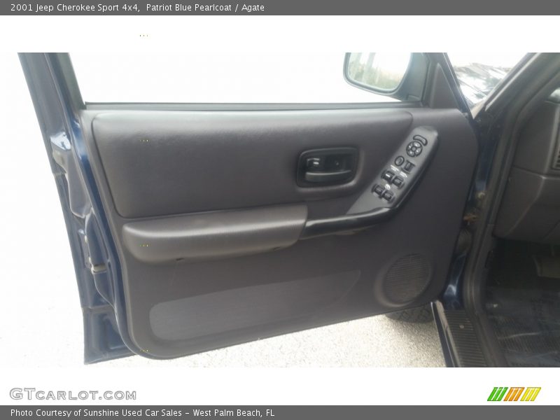 Patriot Blue Pearlcoat / Agate 2001 Jeep Cherokee Sport 4x4