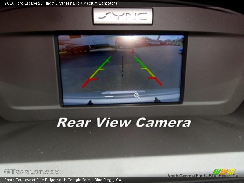 Ingot Silver Metallic / Medium Light Stone 2016 Ford Escape SE