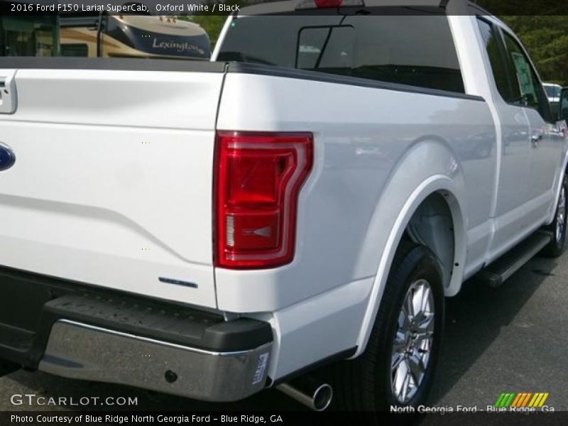 Oxford White / Black 2016 Ford F150 Lariat SuperCab