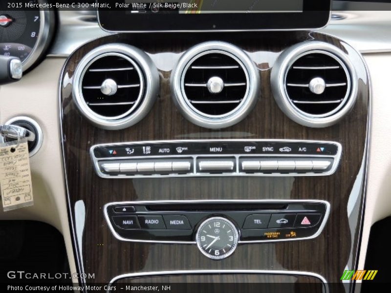 Polar White / Silk Beige/Black 2015 Mercedes-Benz C 300 4Matic