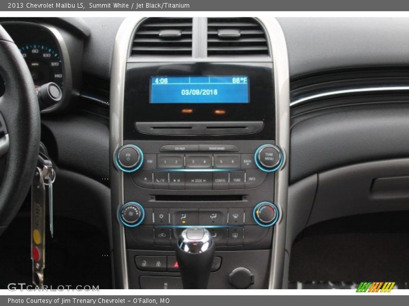 Summit White / Jet Black/Titanium 2013 Chevrolet Malibu LS