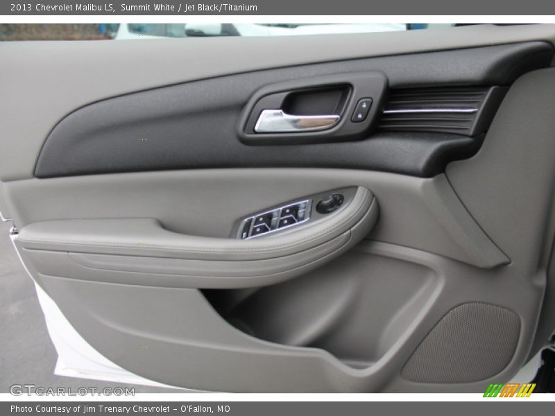 Summit White / Jet Black/Titanium 2013 Chevrolet Malibu LS
