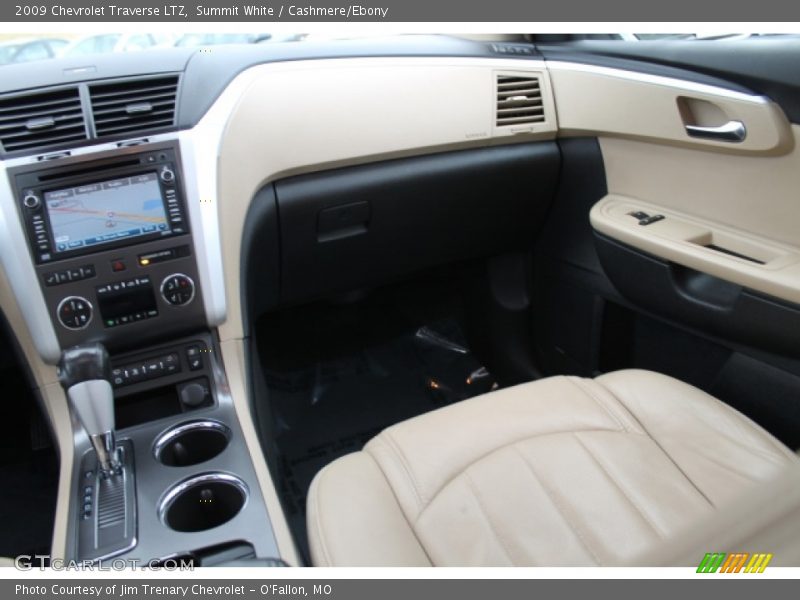 Summit White / Cashmere/Ebony 2009 Chevrolet Traverse LTZ