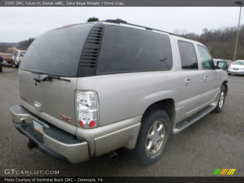 Sand Beige Metallic / Stone Gray 2005 GMC Yukon XL Denali AWD