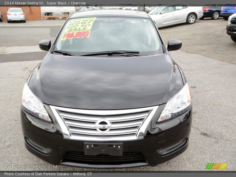 Super Black / Charcoal 2014 Nissan Sentra SV
