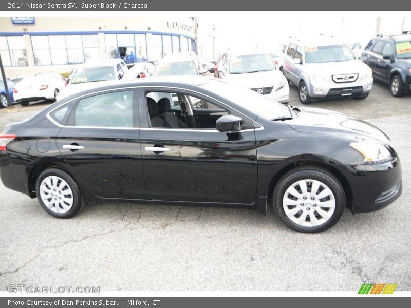 Super Black / Charcoal 2014 Nissan Sentra SV