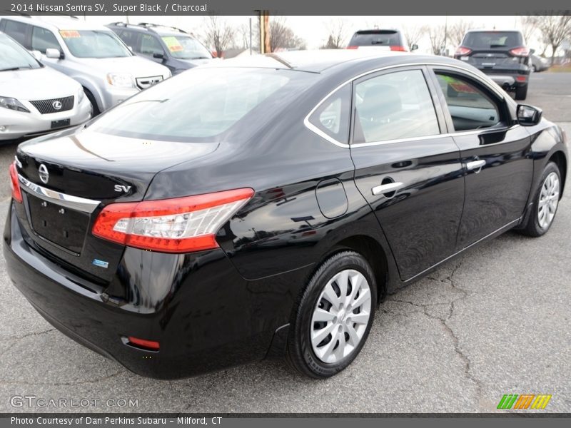 Super Black / Charcoal 2014 Nissan Sentra SV