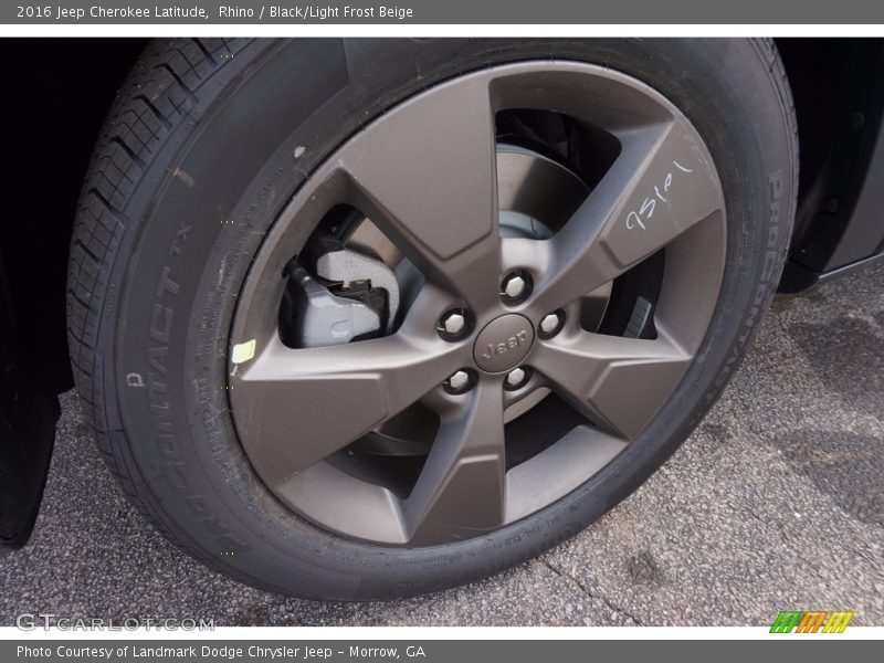 Rhino / Black/Light Frost Beige 2016 Jeep Cherokee Latitude