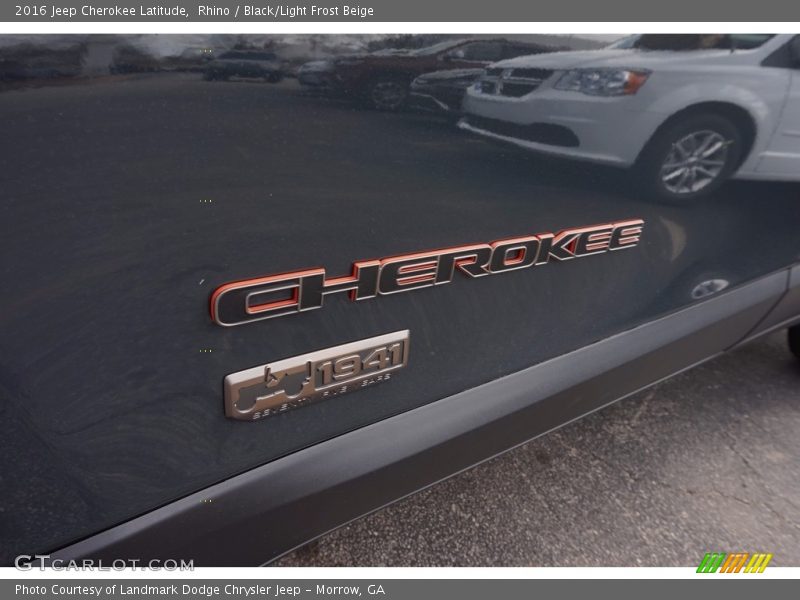 Rhino / Black/Light Frost Beige 2016 Jeep Cherokee Latitude